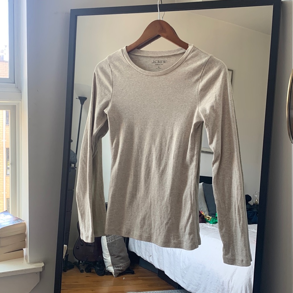 J Crew Perfect T-Shirt Long Sleeve in cream size small